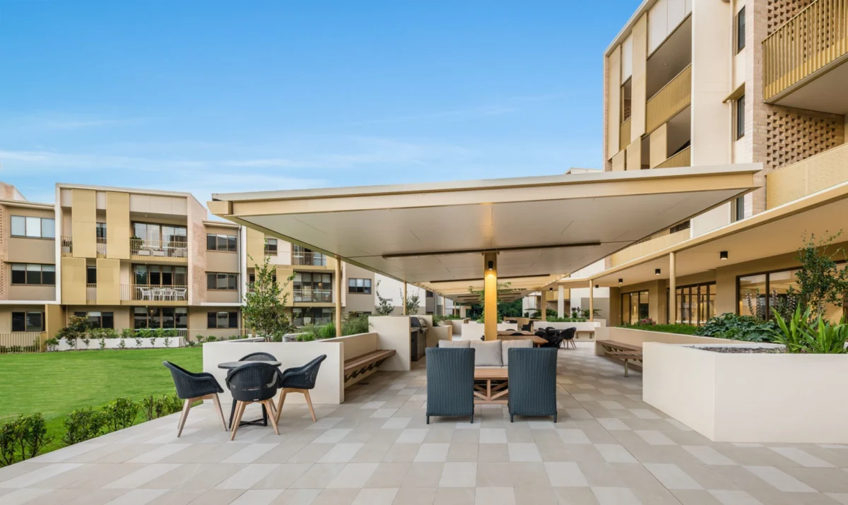Apartment 325