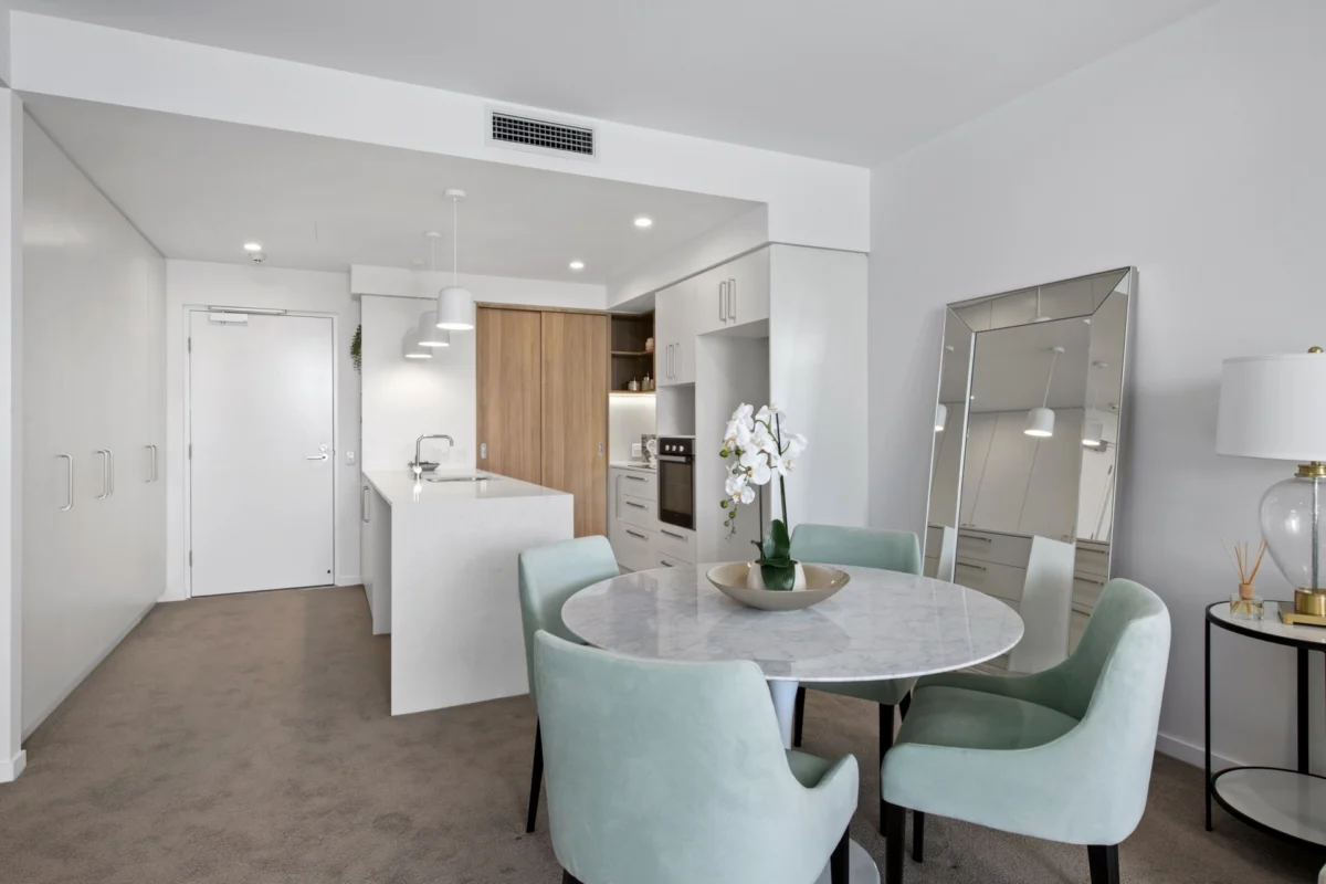 Apartment 96