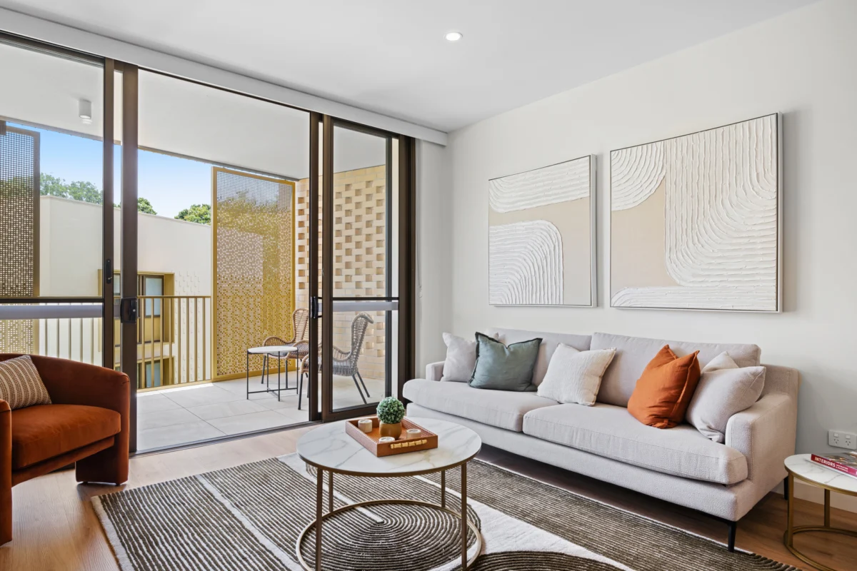 Apartment 211
