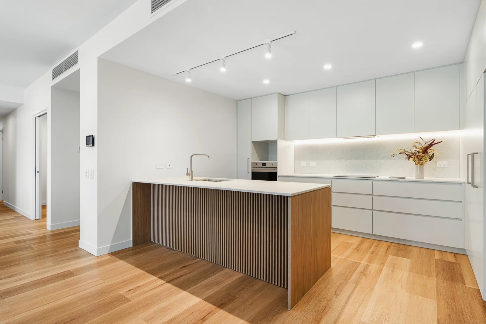 Apartment 812