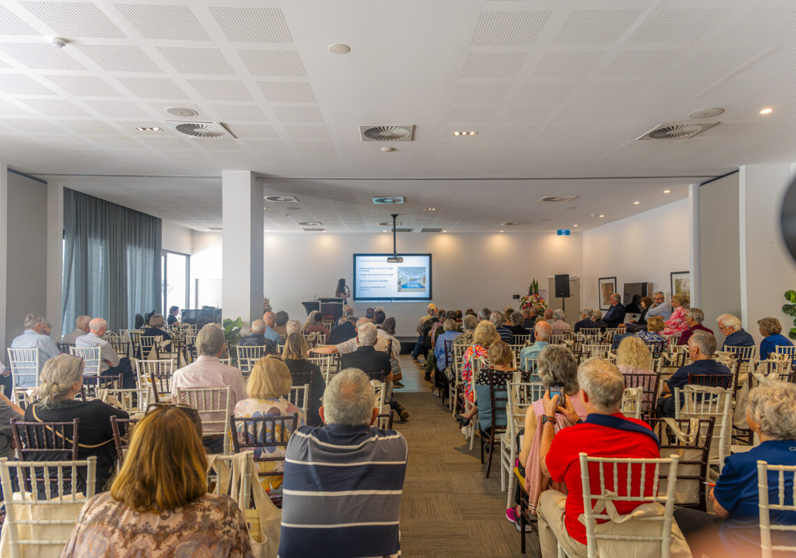Rightsize & Thrive: Expert Advice for Making the Most of Your Next Chapter