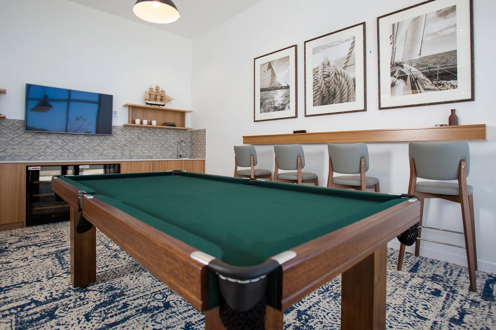 Apartment 207