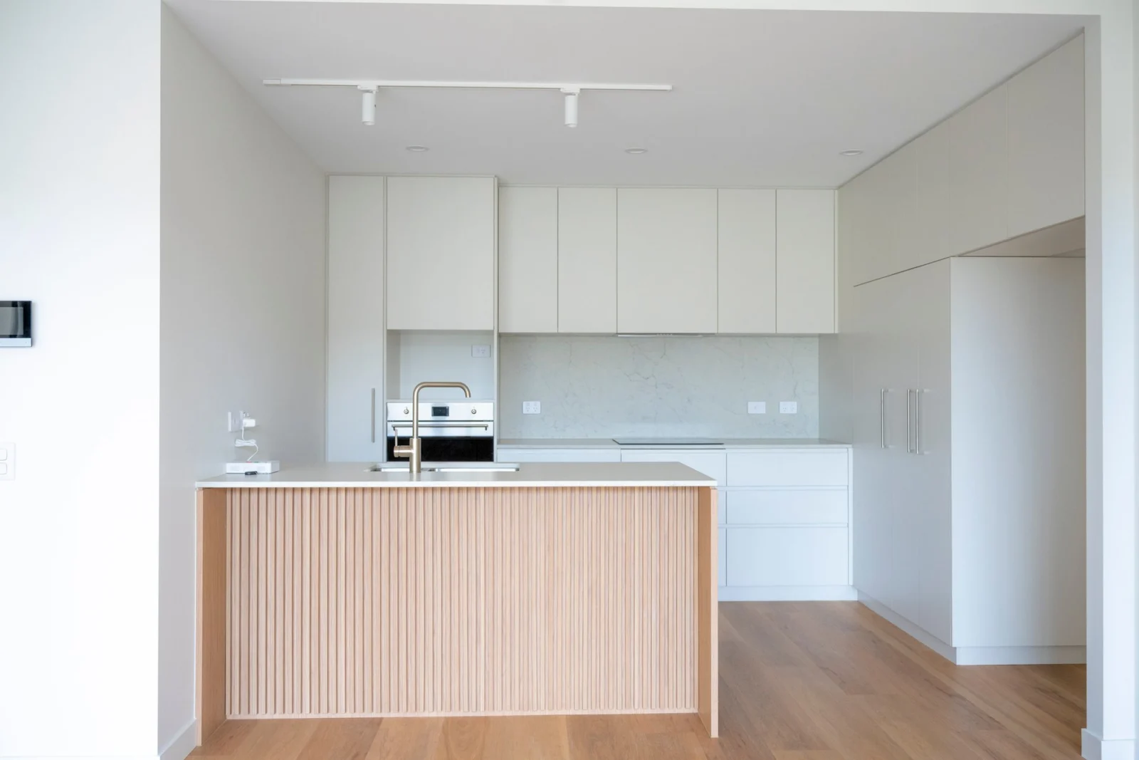Apartment Unit 534